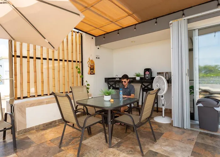 Apartamento 501 En Edificio Vanessa 42 A 5 Min De La 5ta Y Playa