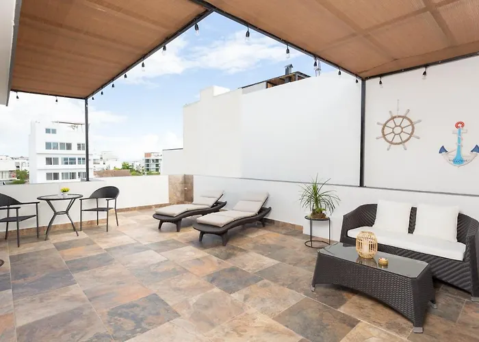 501 En Edificio Vanessa 42 A 5 Min De La 5ta Y Playa Apartamento